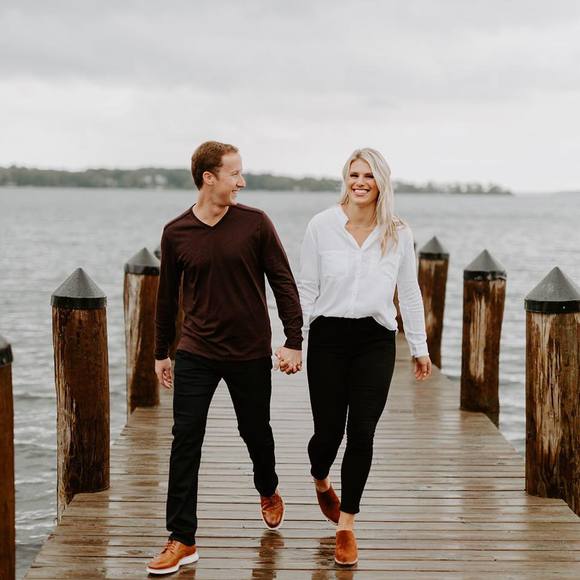 Meet your Posher, Liz - Picture 1 of 1